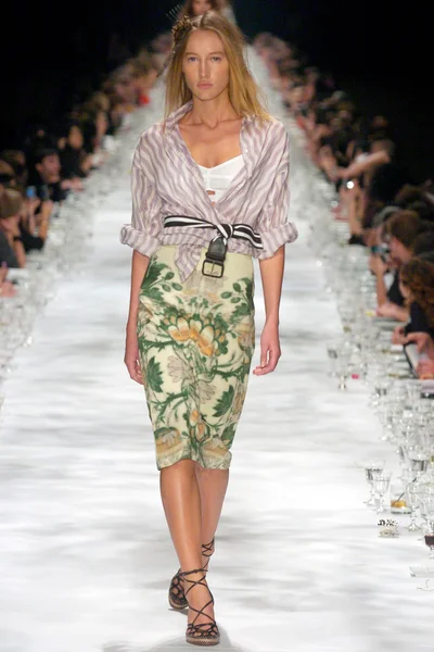 Look 22